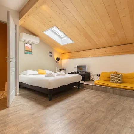 Apartment Avec Belle Pierre Et Climatisation Pour 2 Personnes